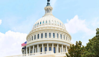 Two Politicians Propose Repealing Retirement Earnings Test to Benefit Working Seniors