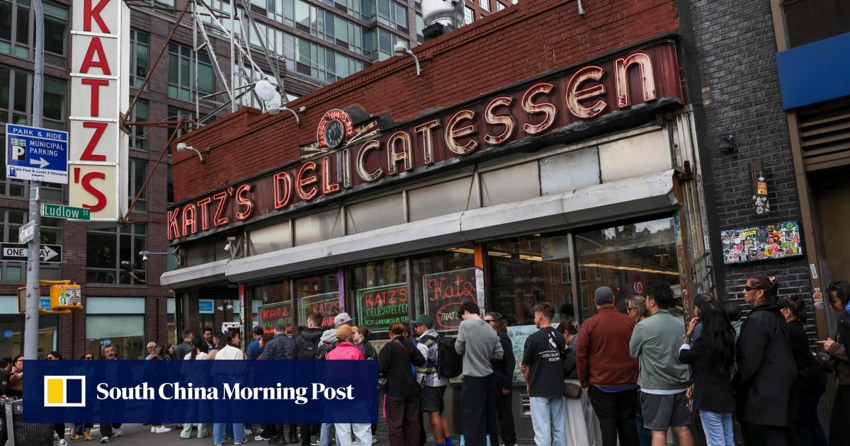 Inside the crazy New York queues where people wait for hours for Insta-cred