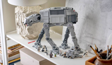 LEGO shortens the shelf life of Mando & Grogu sets before they’ve even released
