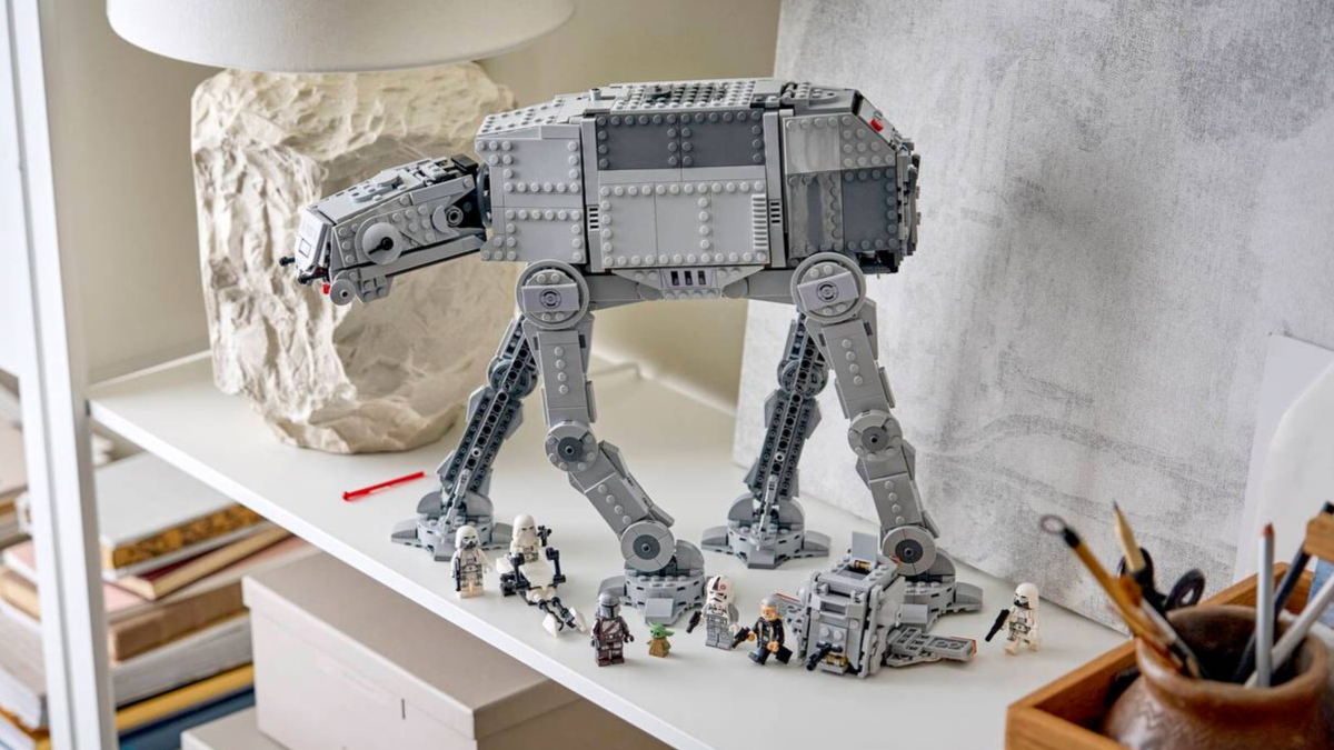 LEGO shortens the shelf life of Mando & Grogu sets before they’ve even released