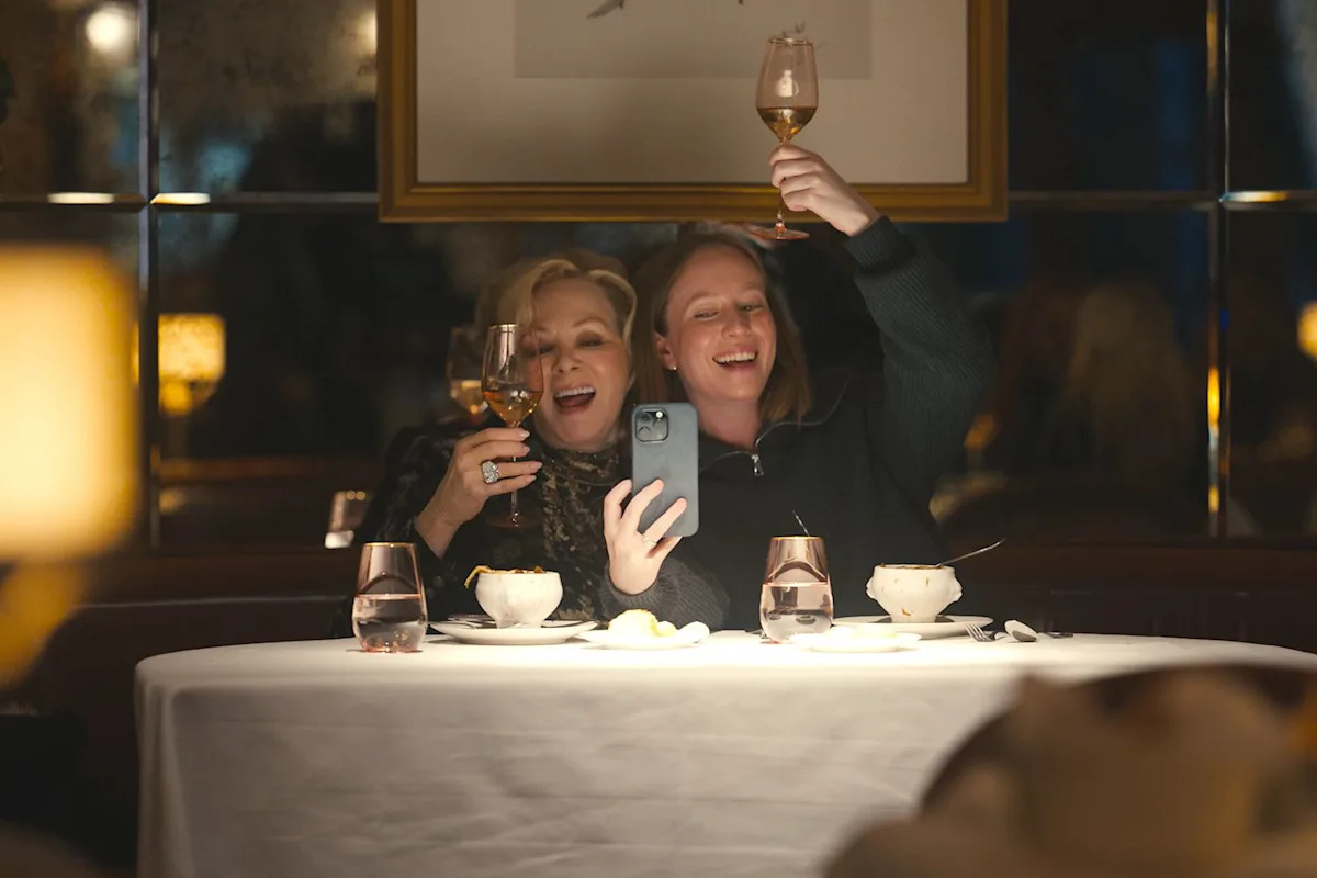 “Hacks” stars Jean Smart, Hannah Einbinder on the rollercoaster finale — and the scene that made Einbinder feel 'pathetic'