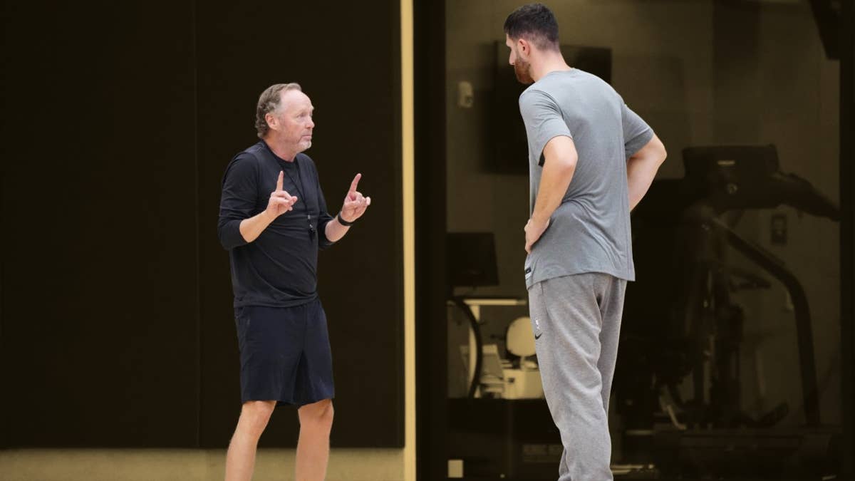 Jusuf Nurkic claims Mike Budenholzer's alcohol issues ruined the Phoenix Suns' "Big 3": "He was literally explaining to KD how to make a basket"