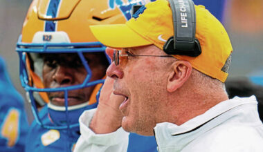 Pitt lands 2 commitments over weekend, including new quarterback