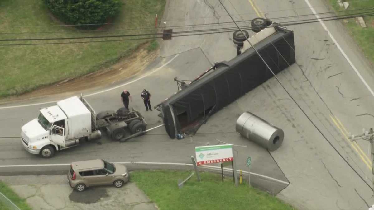 Pennsylvania tractor-trailer crash on Route 885, Jefferson Hills
