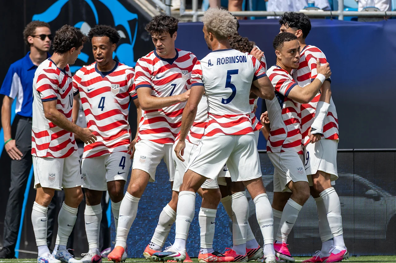 CHARLOTTE, NORTH CAROLINA - MAY 31: Christian Pulisic of United States celebrates after scoring with team during the international friendly match between United States and Senegal at Bank of America Stadium on May 31, 2026 in Charlotte, United States. (Photo by John Dorton/USSF/Getty Images)