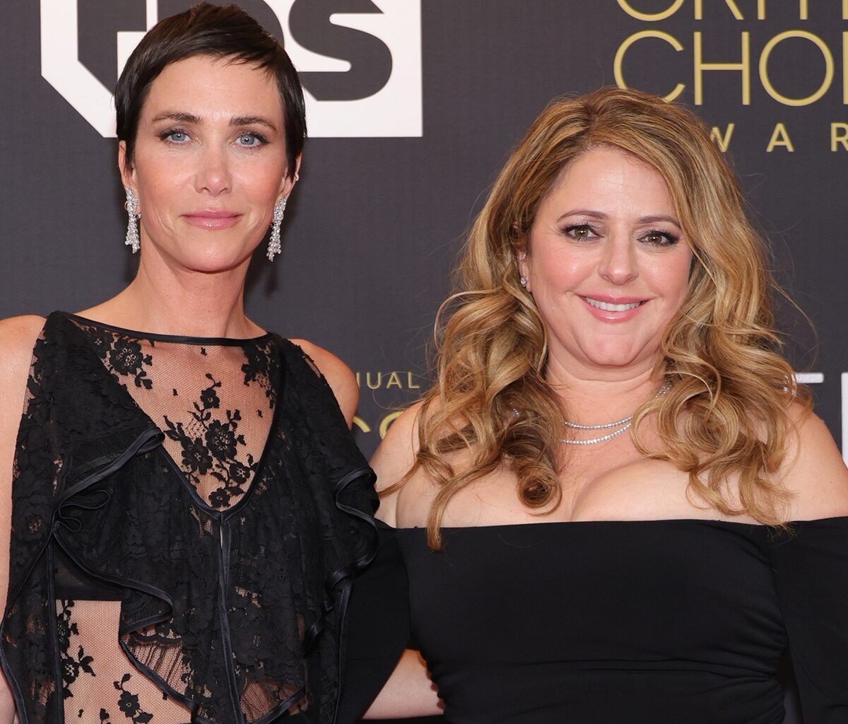 Bridesmaids Writer Annie Mumolo Details Cut Vegas Storyline, Plane Scene