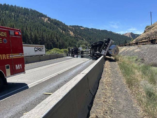 Update: Westbound I-84 reopened in Eastern Oregon