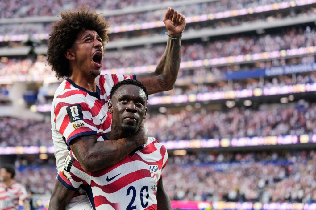 U.S. opens World Cup with a dynamic 4-1 victory over Paraguay – News-Herald