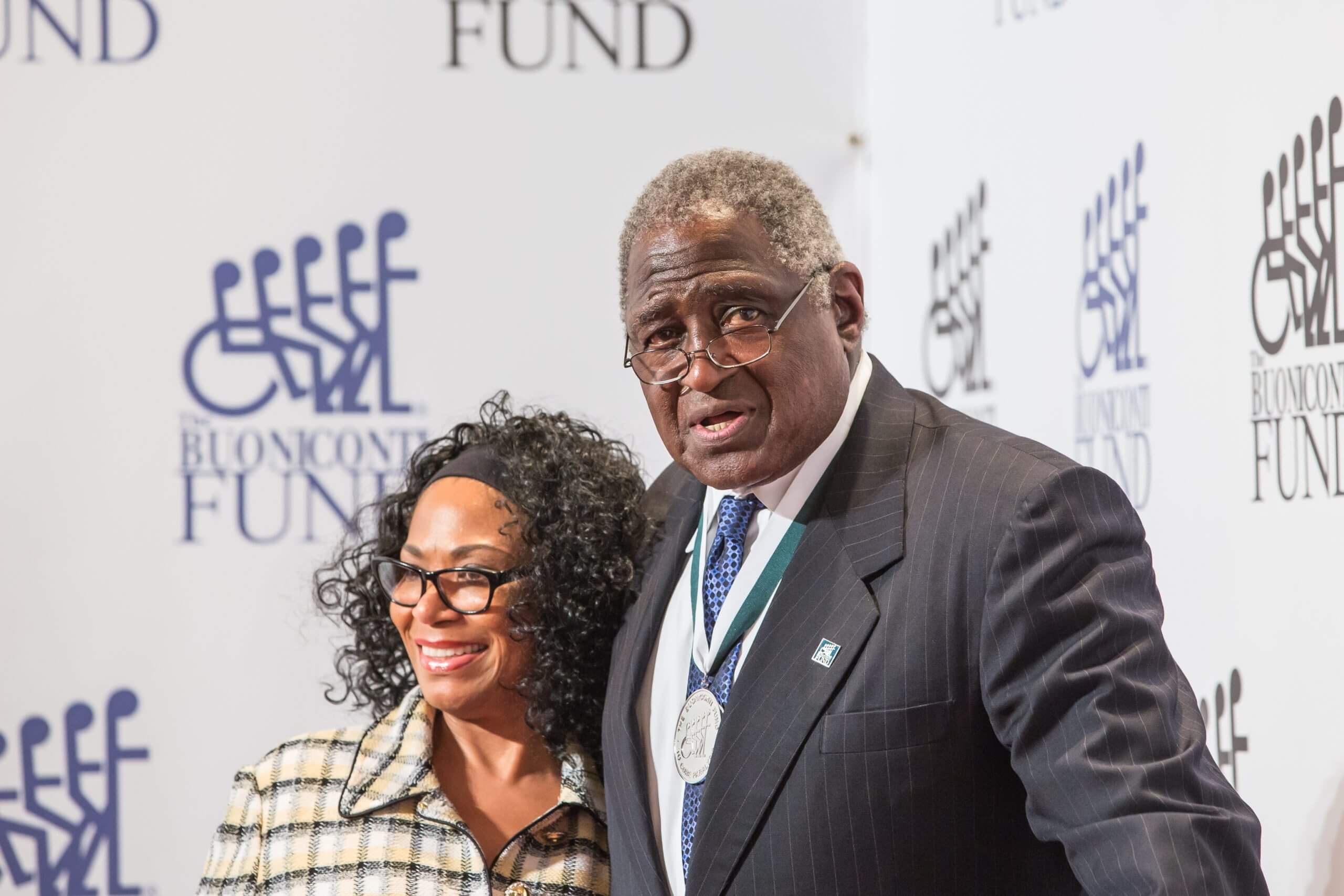 Willis and Gale Reed attend the Great Sports Legends Dinner at The Waldorf Astoria in 2016 in New York City. (Joe Russo / AP via imageSPACE)