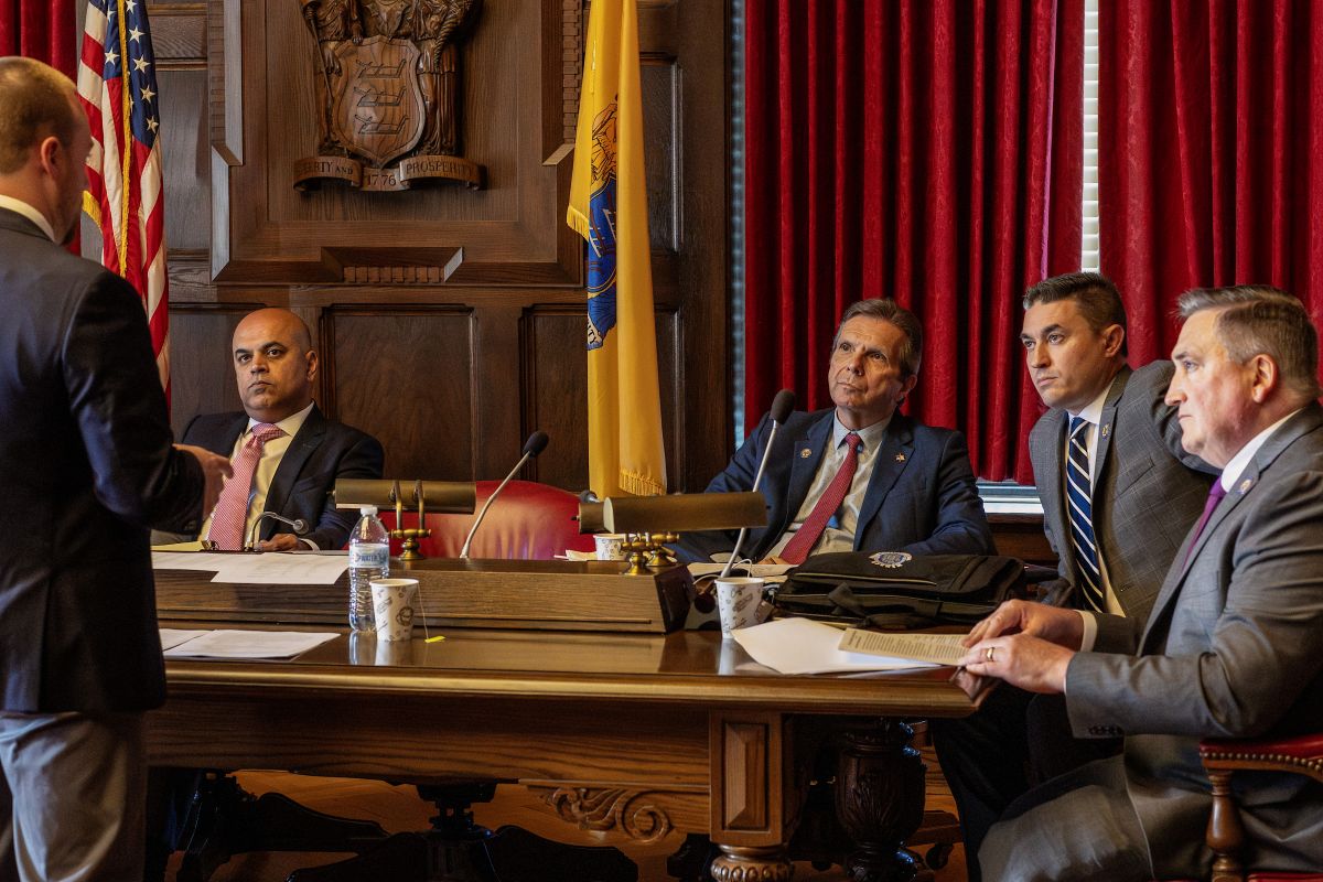 GOP legislators want law enforcement probe of Newark special retirement benefit deal