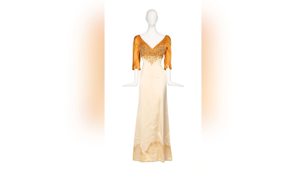 Ann-Margret gold and ivory gown.