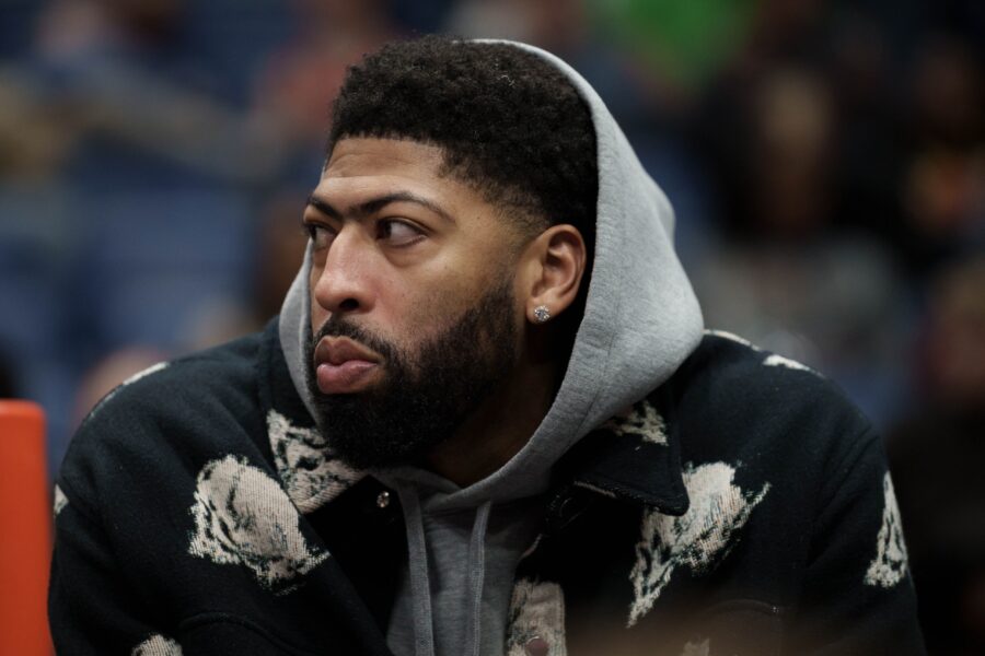 Warriors Focused On Signing LeBron James; Trade For Anthony Davis Seems Unlikely