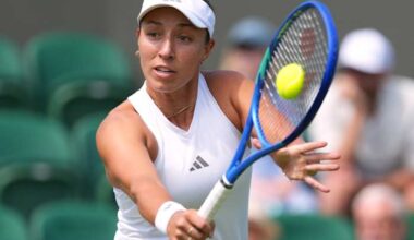 Play is underway in ideal conditions on the opening day of Wimbledon