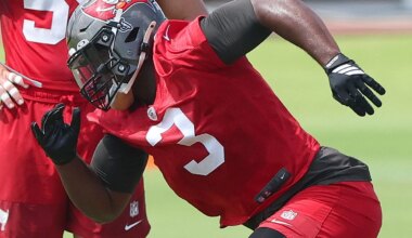 Bucs Olb Rueben Bain Jr.