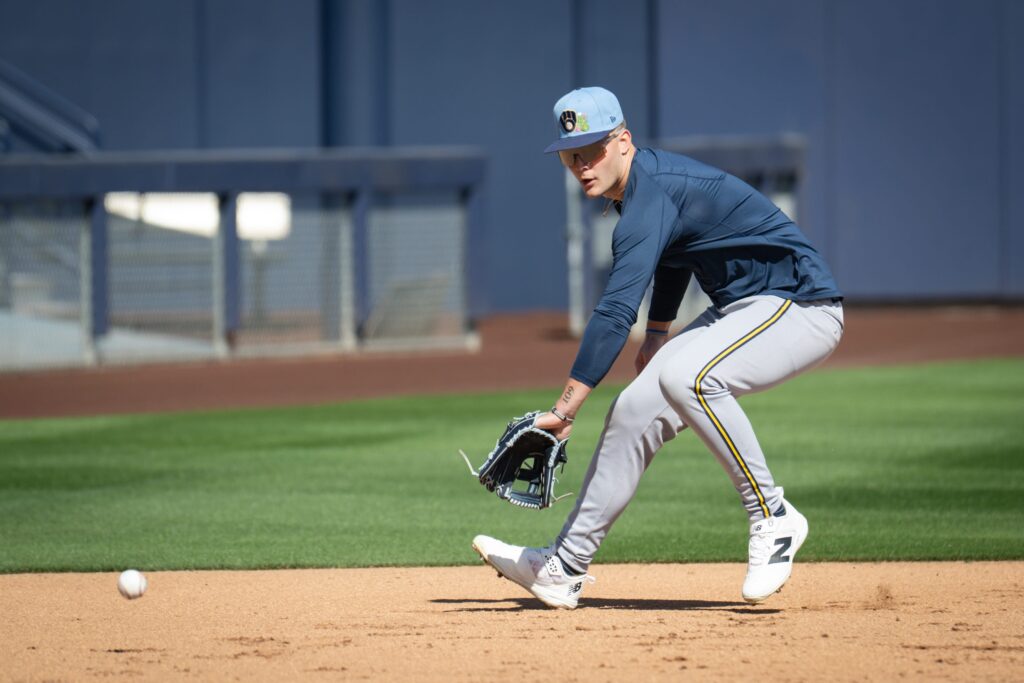 Brewers To Promote Cooper Pratt