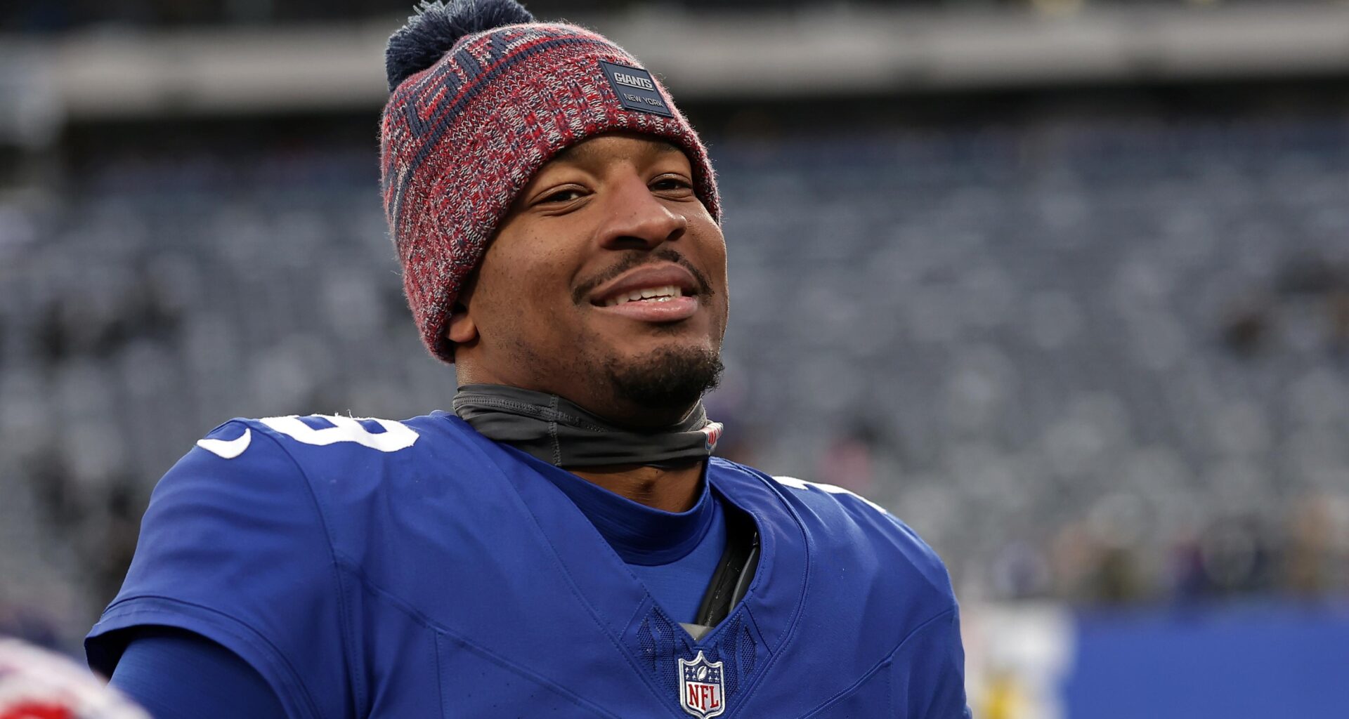 Giants' Jameis Winston Helps Japan Fans Clean Up Cowboys' Stadium in Video After FIFA World Cup Game