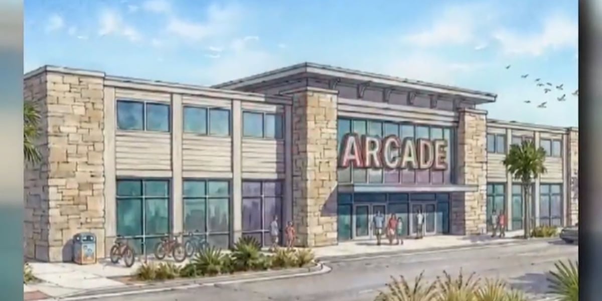 Dolly Parton-associated arcade, mini golf proposed for Panama City Beach