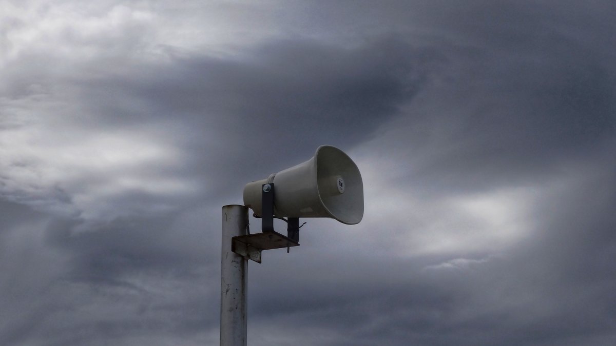 Confirmed large tornadoes touch down in LaSalle, Grundy counties – NBC Chicago