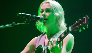 Phoebe Bridgers Dazzles Madison Square Garden With Phone-Free Show