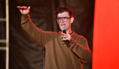 Comedian Moshe Kasher Reveals Cancer Diagnosis