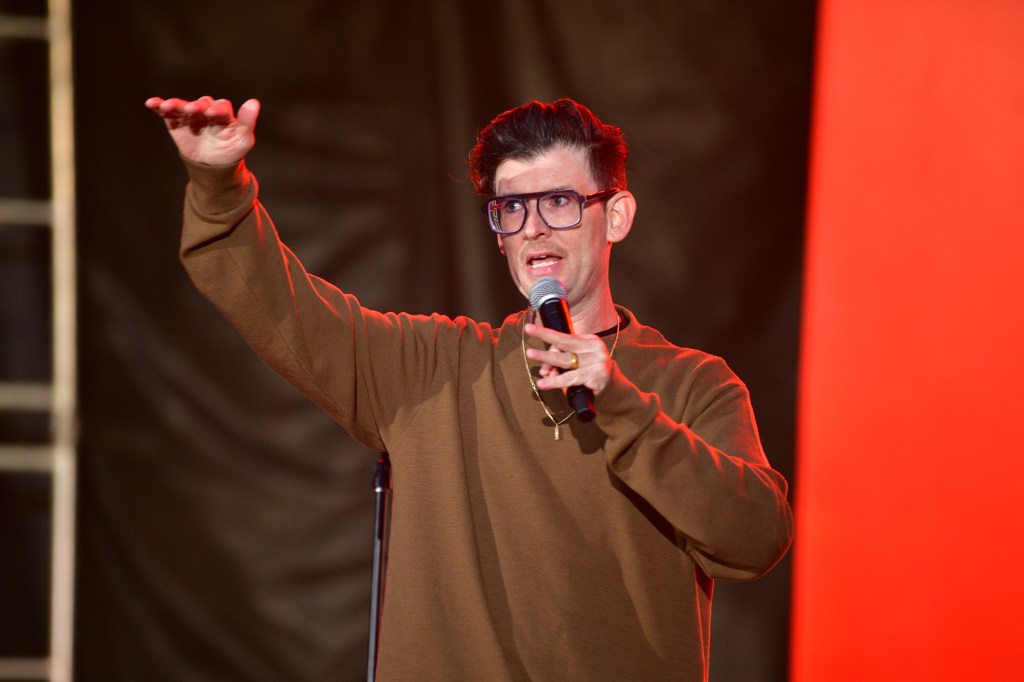 Comedian Moshe Kasher Reveals Cancer Diagnosis