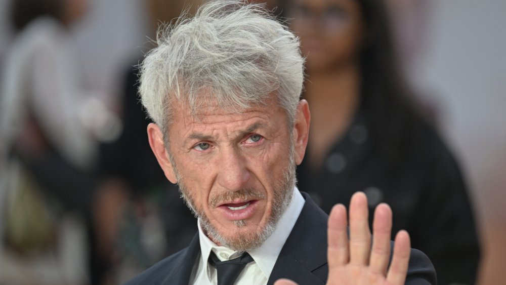 Don't Ask Sean Penn for a Selfie -- Even If You're a Holocaust Survivor