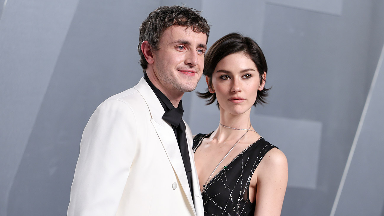 Paul Mescal and Gracie Abrams