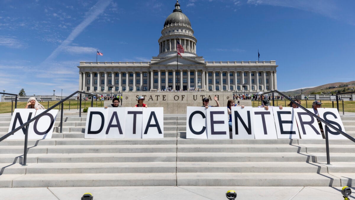 US Government Reportedly Allowing Federal Data Center Rules to Expire