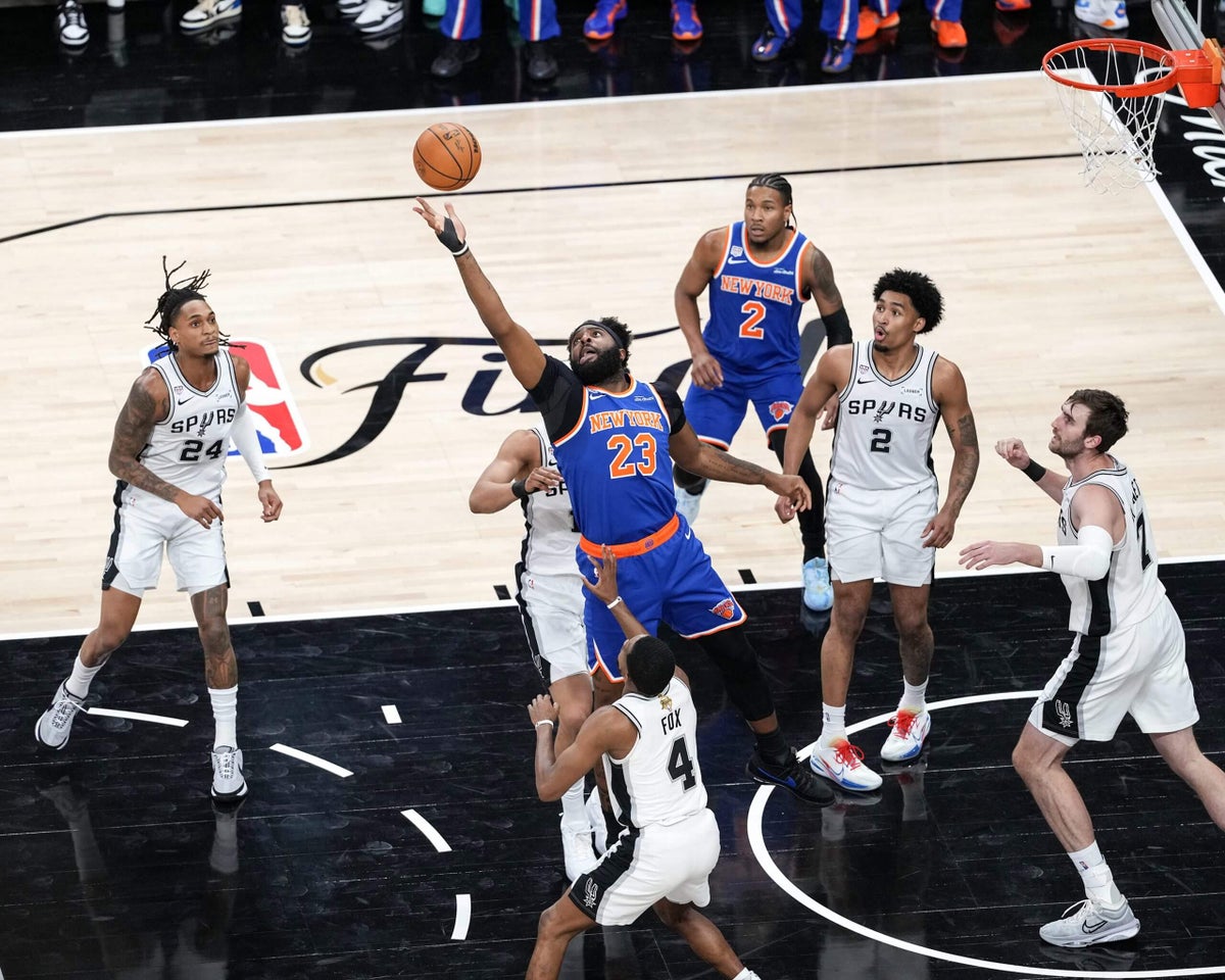 Knicks’ supporting cast keeps shining, bringing New York closer to a championship