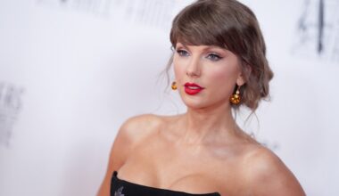Taylor Swift's Big Week With 'Toy Story,' Spielberg and the Knicks