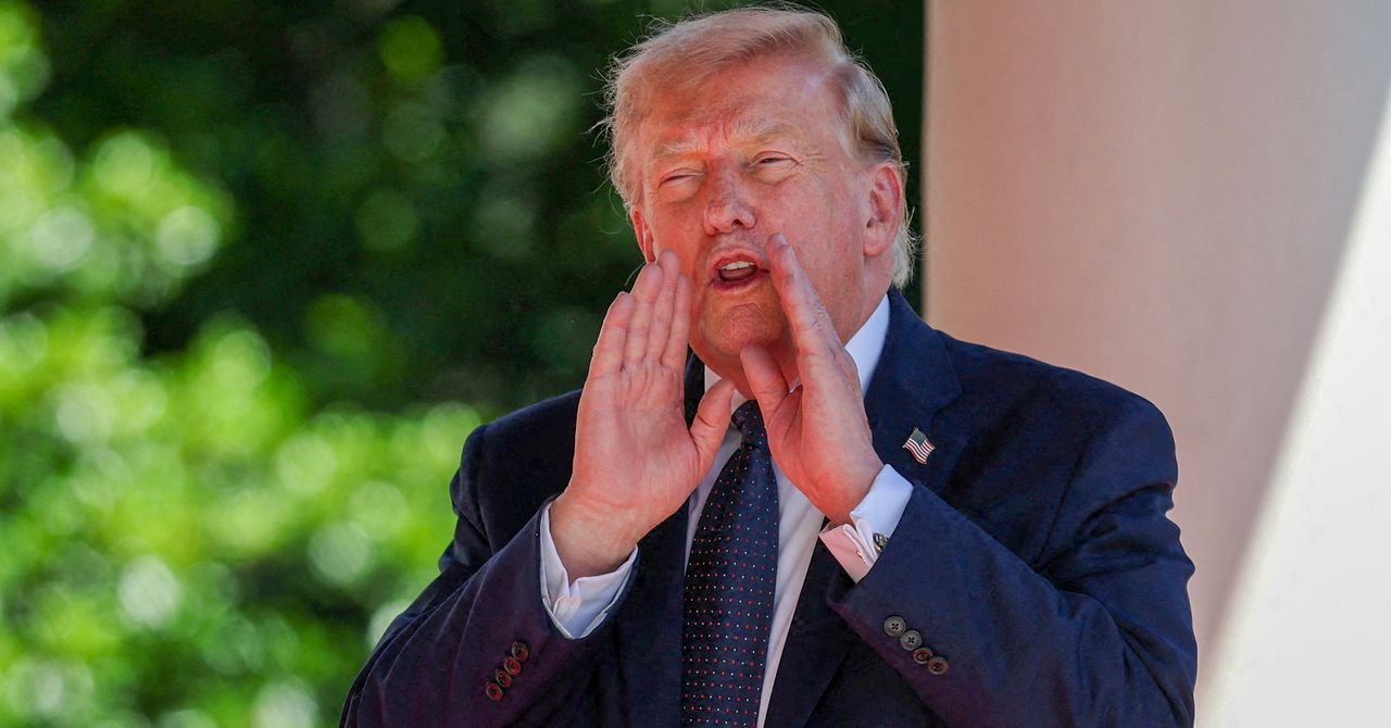 Trump Mocked Mark Zuckerberg and Jeff Bezos by Showing Off Fawning Texts