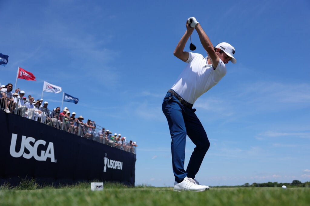 Joaquin Niemann on the 12th hole at the US OPEN at Shinnecock Hills Golf Club | Source: Kate McShane/Getty Images)