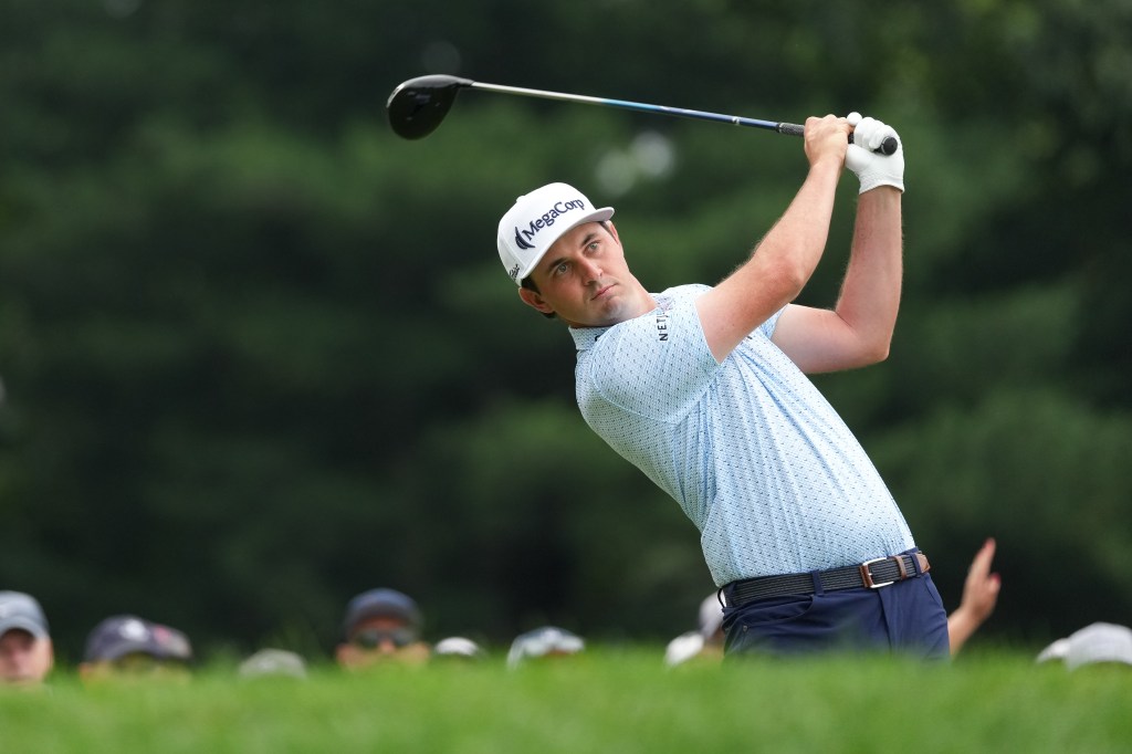 J.T. Poston p[lays a tee shot on the first hole during the second round of the Travelers Championship at TPC River Highlands on June 26, 2026 in Cromwell, Connecticut. 