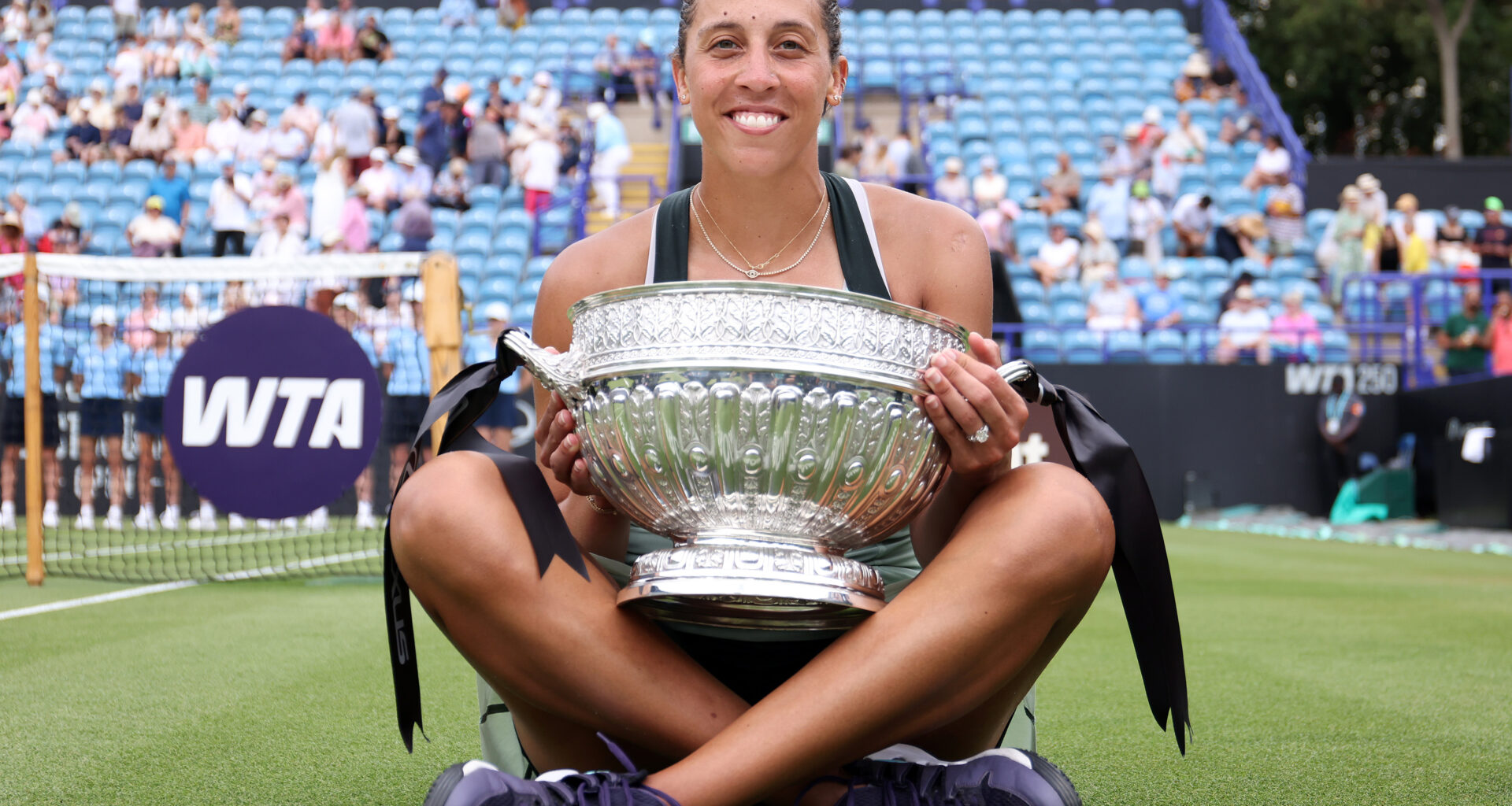 Keys joins Evert, Navratilova as three-time Eastbourne champion
