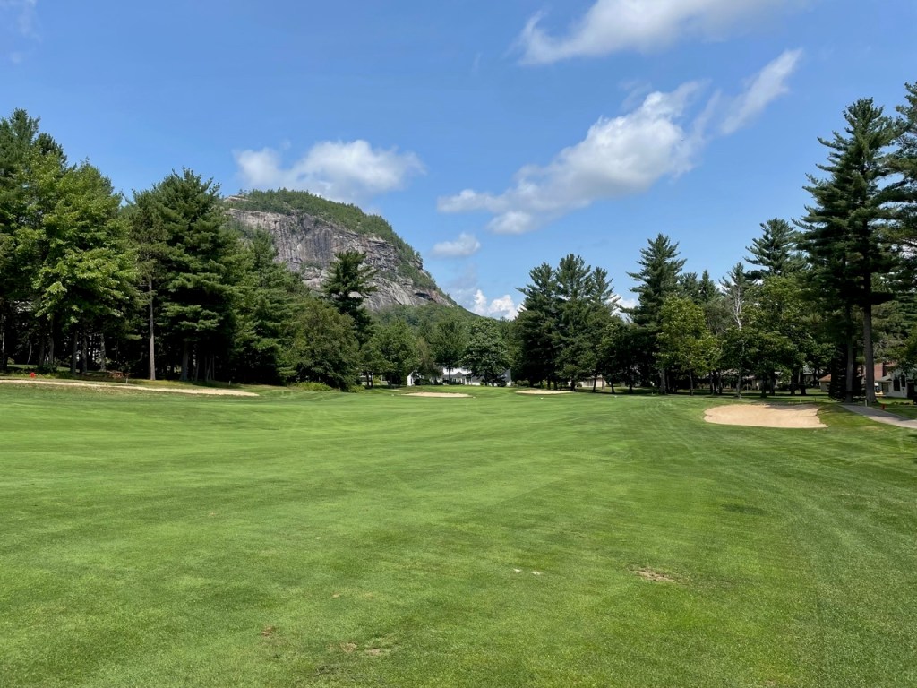 Tee Thursday: History, scenery and llamas
