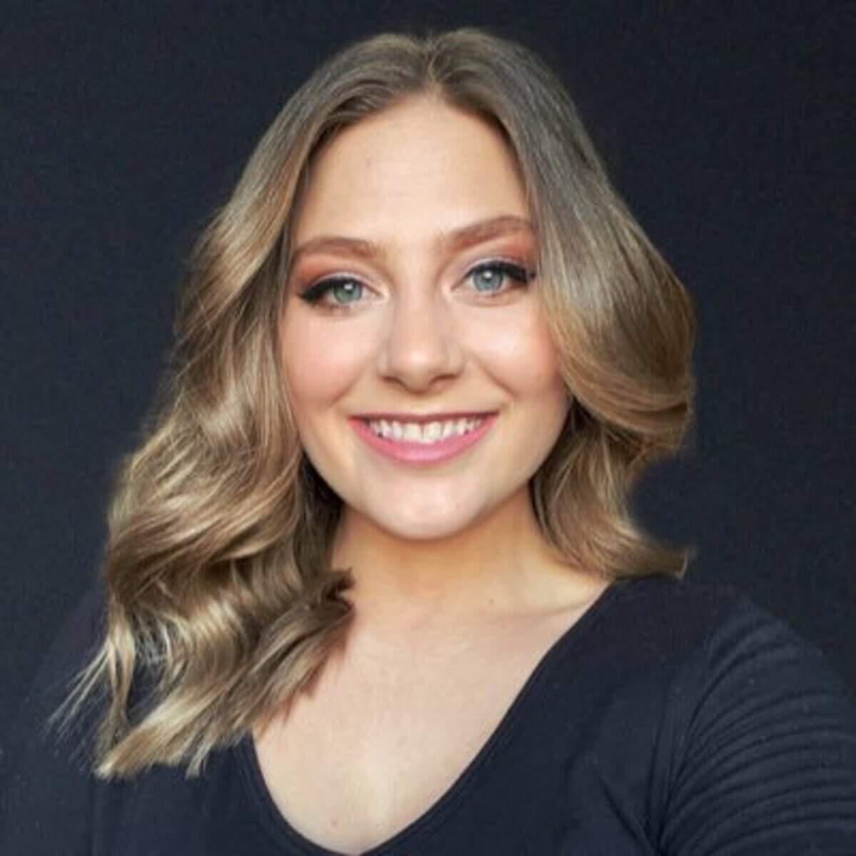 Profile Image of Taylor Six