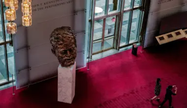 Trump's name may come off the Kennedy Center, but he could still destroy it