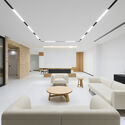 Bahār Residential Building  / DIM Architecture Studio - Interior Photography, Living Room, Wood, Lighting, Chair