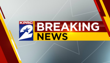Man in his early 20s shot to death outside northwest Harris County apartment complex