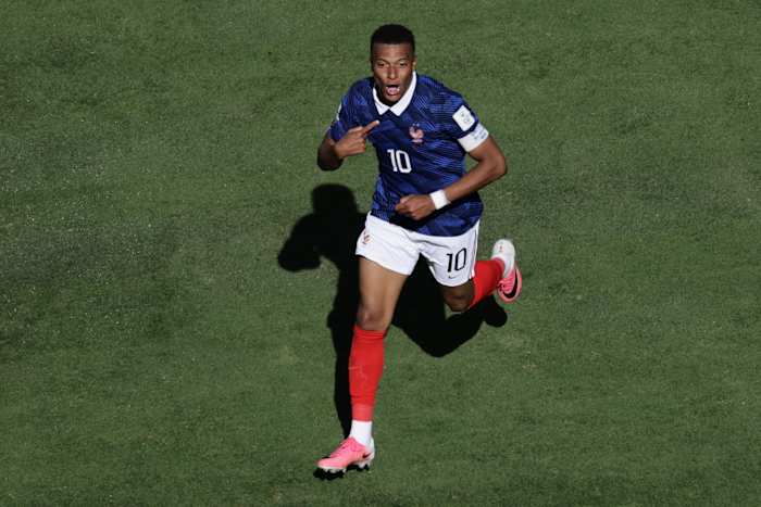 France striker Kylian Mbappé scores 13th and 14th World Cup goals, moving into tie for 3rd all time