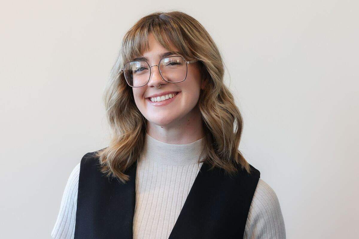 Profile Image of Julia Coin