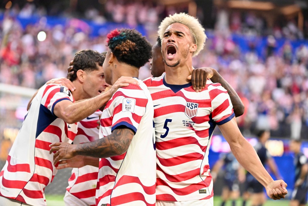 U.S. rocks SoFi Stadium in World Cup opener – Daily News