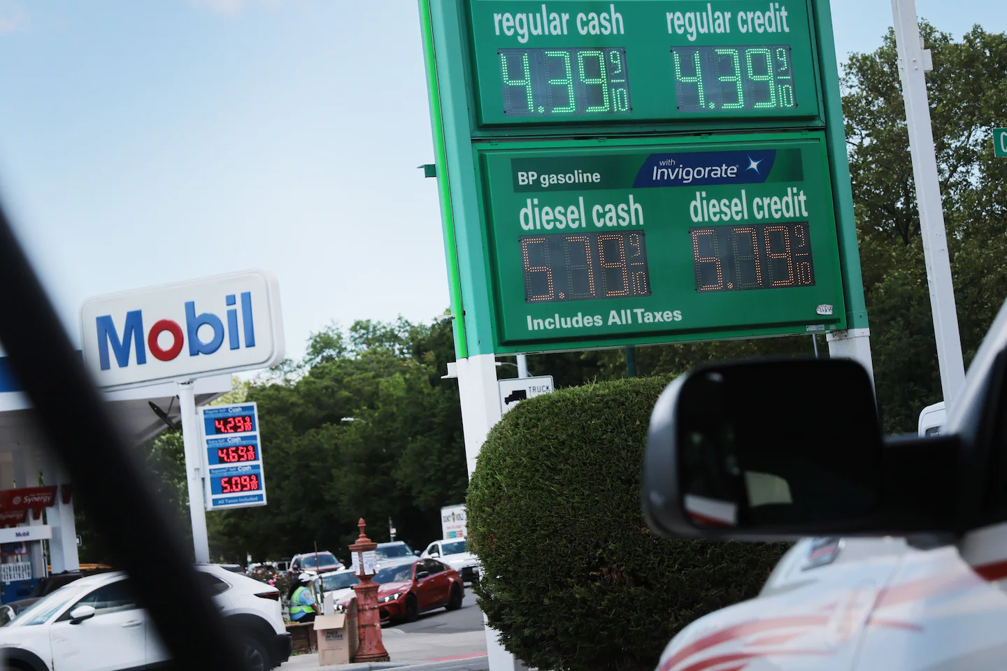 Plunging global oil supplies threaten to push fuel prices even higher - The Washington Post