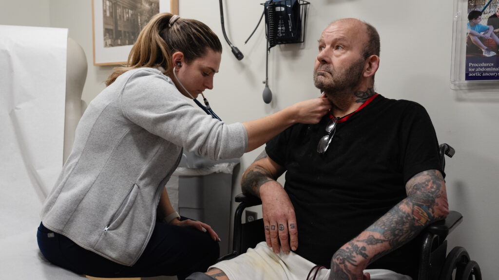 When it’s time to save a limb, novel vascular clinic meets homeless people where they are