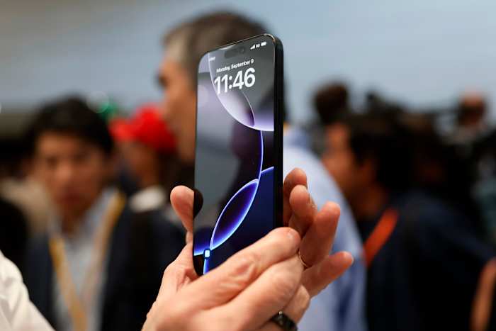 Study finds iPhone may explain up to half of U.S. fertility decline