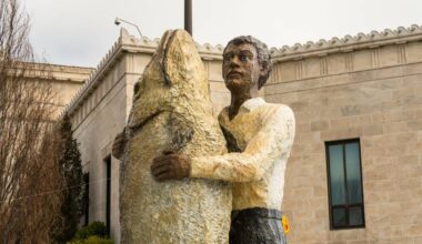 After 25 years, this towering 16-foot sculpture outside Chicago’s Shedd Aquarium continues to completely baffle and divide first-time visitors