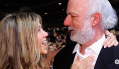 Jennifer Aniston Posts Tribute to 'Friends' Director James Burrows