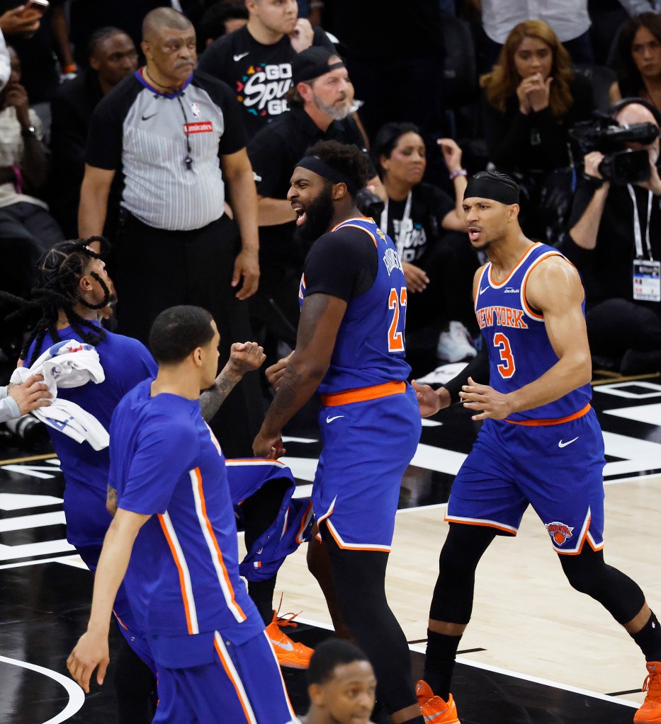 Mitchell Robinson and the Knicks celebrate their Game 2 win.
