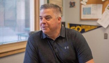 Breaking: Pendleton High School Principal Dutcher resigns 