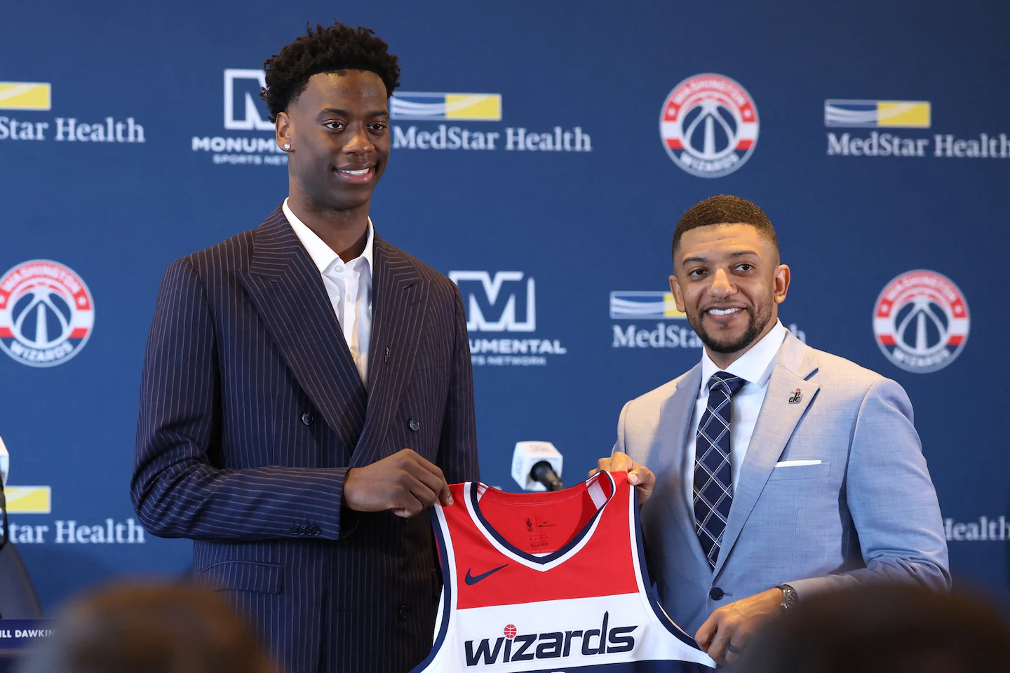 AJ Dybantsa talks expectations at first Wizards press conference